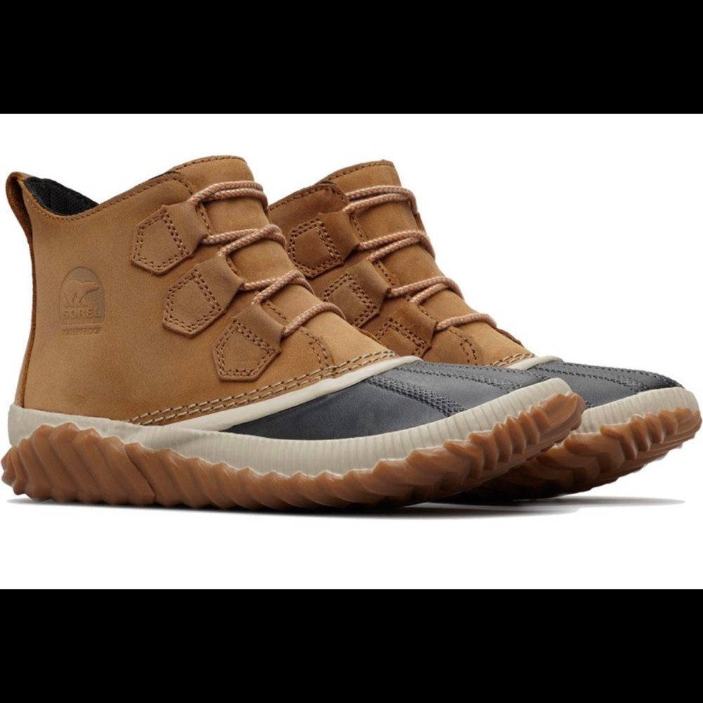 Sorel Out and About Duck Boots Size 7.5